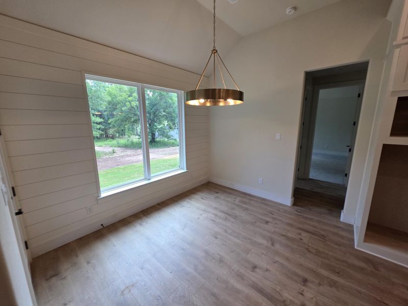 Spacious, unfurnished interior of a new home in Cartwright Ranch, Weatherford (Image 11). Spacious, unfurnished interior of a new home in Cartwright Ranch, Weatherford (Image 11).