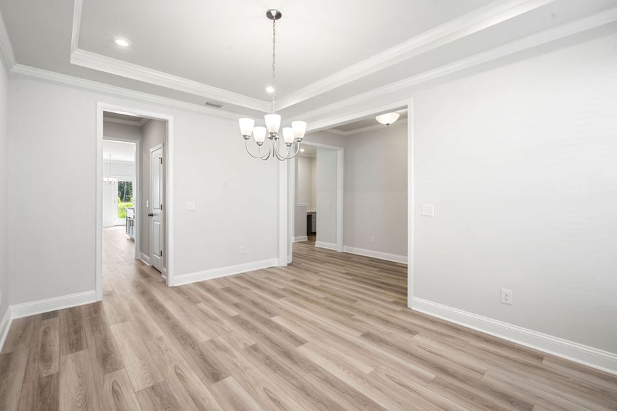 Spacious, unfurnished interior of a new home in Waterways, Richmond Hill (Image 37).