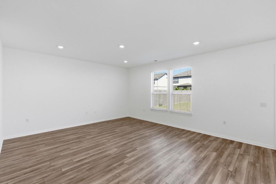 Spacious, unfurnished interior of a new home in East Parke, Austin (Image 15). Spacious, unfurnished interior of a new home in East Parke, Austin (Image 15).