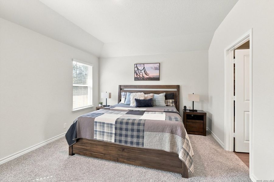 Furnished interior view inside a new home in Brookstone Creek, San Antonio (Image 16).