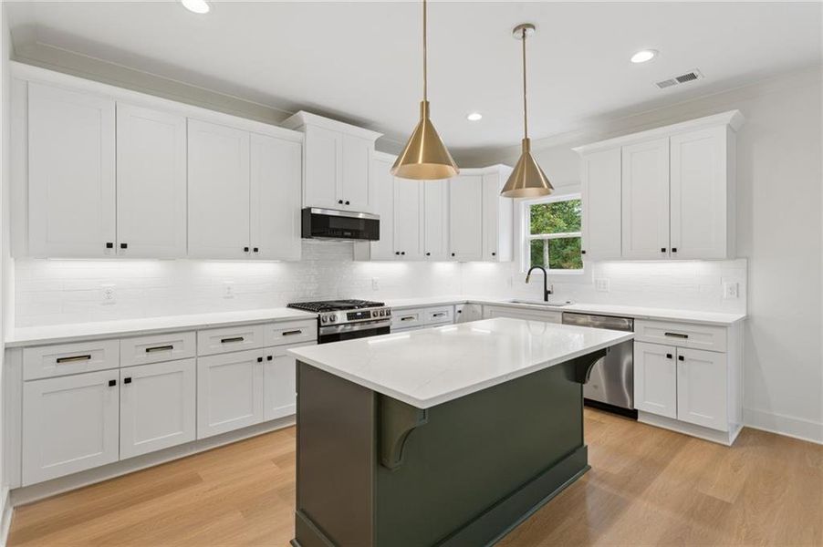 Furnished interior view inside a new home in , Smyrna (Image 10).