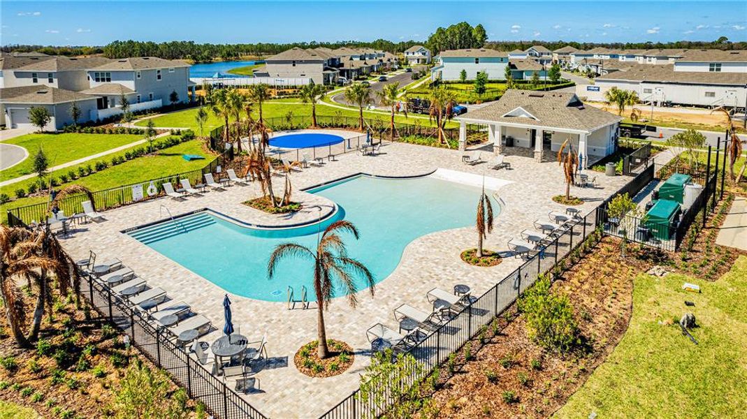 Community amenities in , Winter Garden (Image 41). Community amenities in , Winter Garden (Image 41).