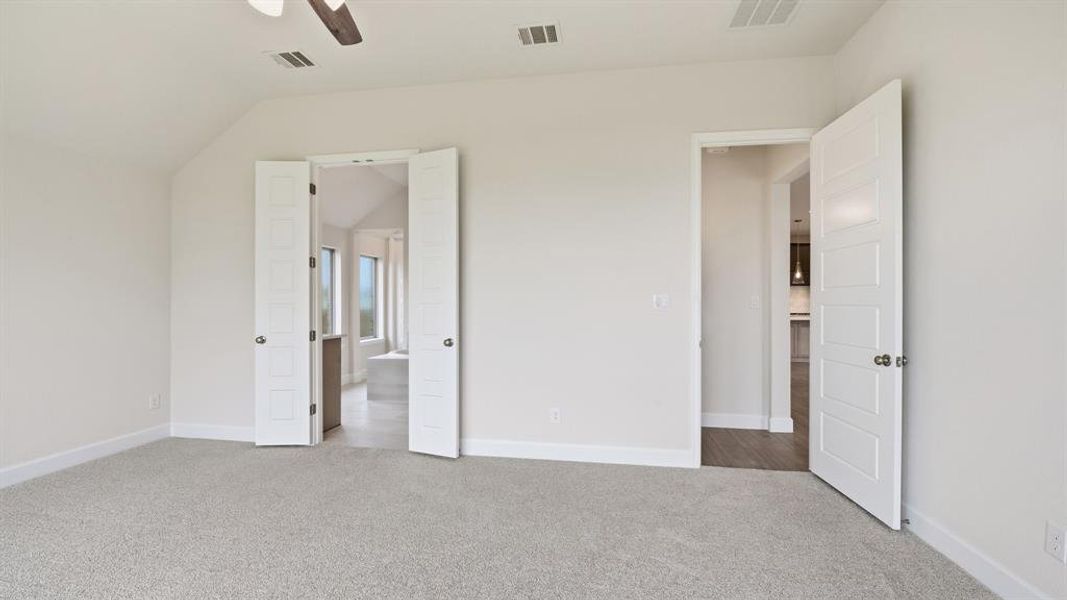 Spacious, unfurnished interior of a new home in Meraki, Forney (Image 17).