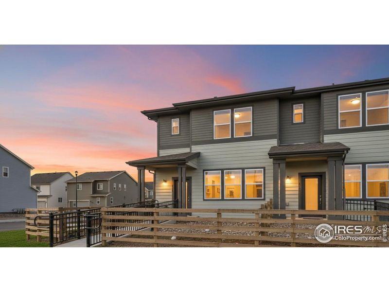 Fully fenced, low maintenance yard