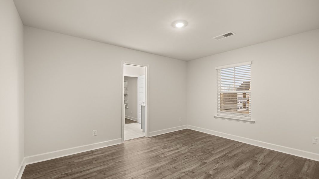Spacious, unfurnished interior of a new home in The Gates at Pates Creek, Hampton (Image 29).