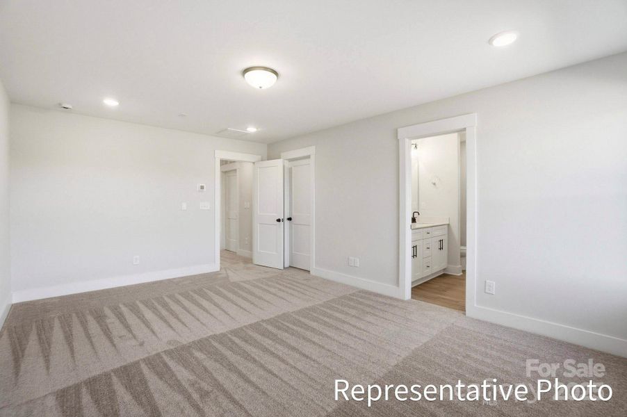 Spacious, unfurnished interior of a new home in , Waxhaw (Image 25).