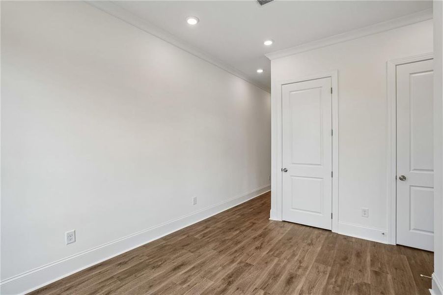 Spacious, unfurnished interior of a new home in Waterhaven, Cumming (Image 23).