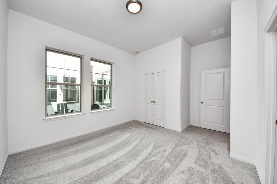 Photos are representative and may not reflect the exact unit.