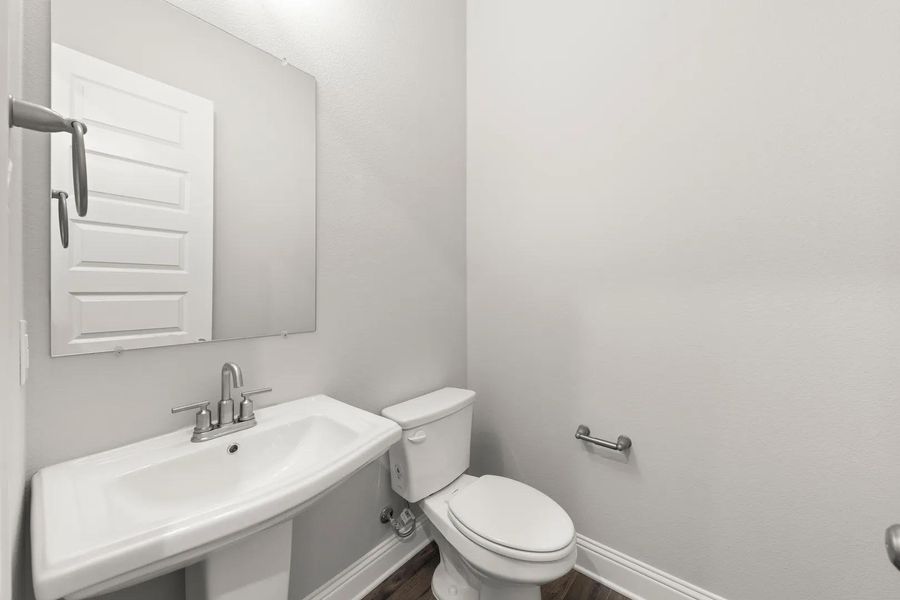 The Cyrus A Bathroom The Cyrus A Bathroom