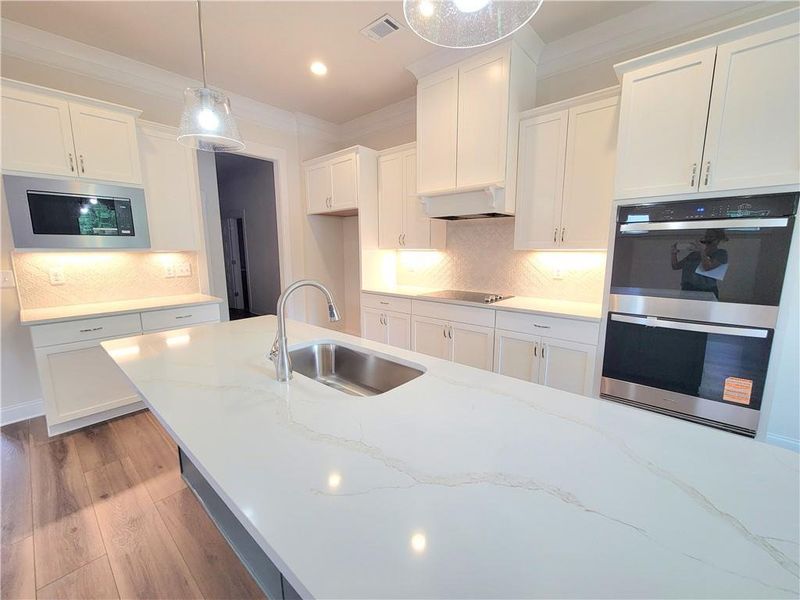 Furnished interior view inside a new home in , Jefferson (Image 7).