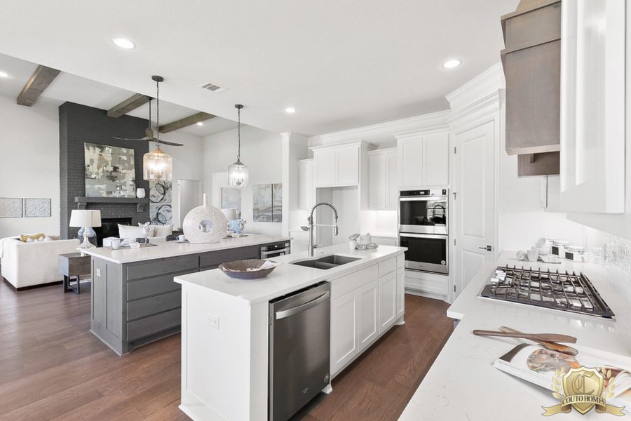 Furnished interior in a model home at Pecan Plantation in Granbury (Image 21). Furnished interior in a model home at Pecan Plantation in Granbury (Image 21).