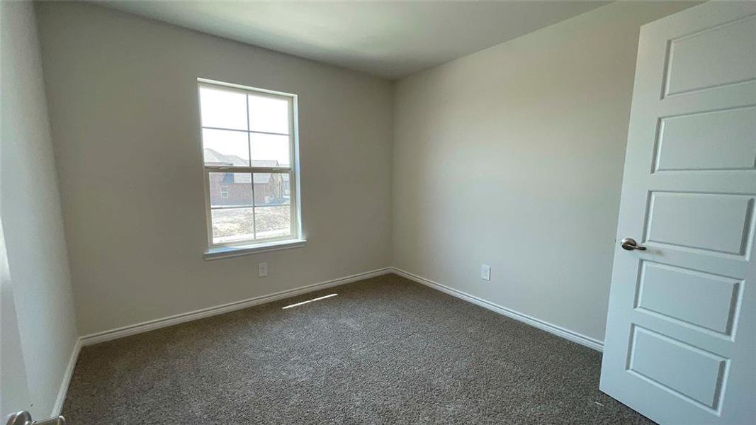 Spacious, unfurnished interior of a new home in Elevon, Lavon (Image 11). Spacious, unfurnished interior of a new home in Elevon, Lavon (Image 11).
