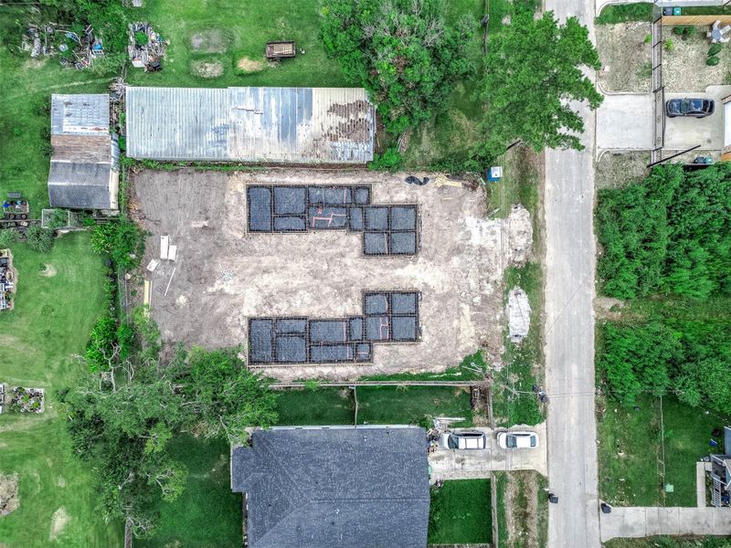 Image 6 of a home in . Image 6 of a home in .