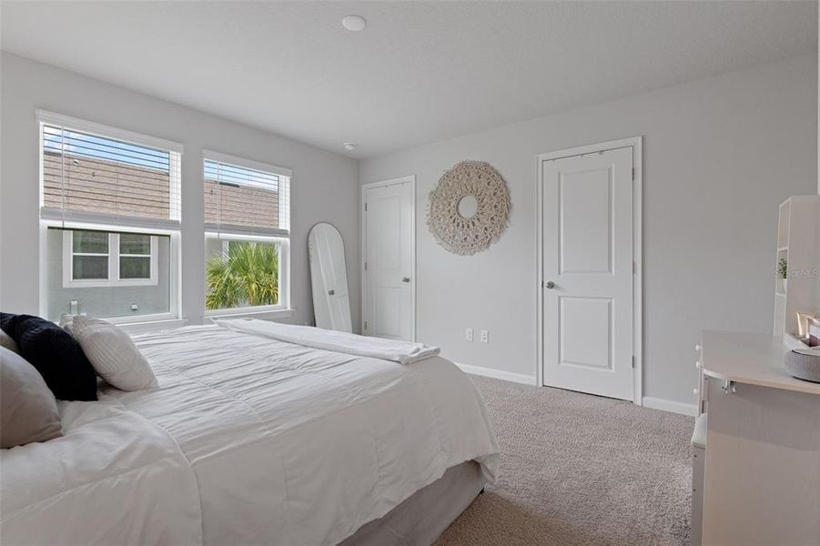 Furnished interior view inside a new home in , Wesley Chapel (Image 33).