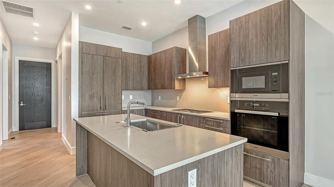 Furnished interior view inside a new home in , Sarasota (Image 16).