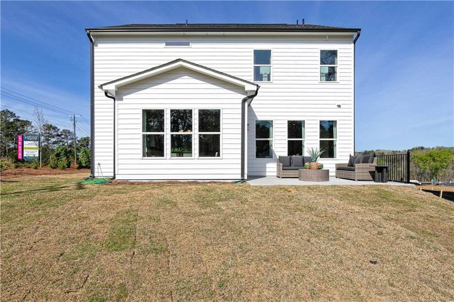 Exterior details and patio area of a home in , Powder Springs (Image 4).