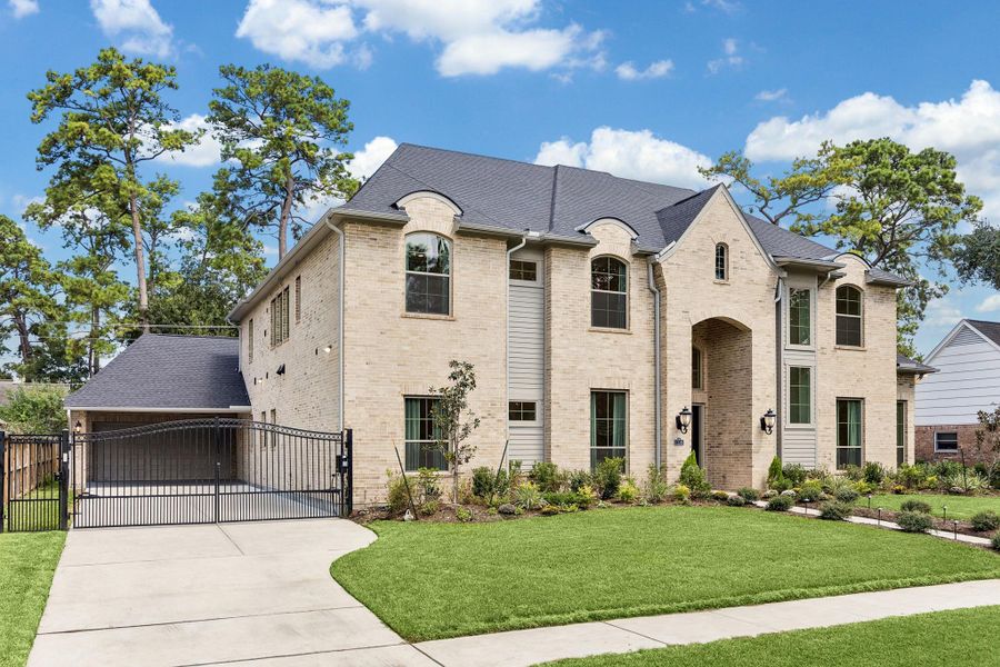 Front exterior of a new home in , Houston, TX, highlighting curb appeal (Image 25).