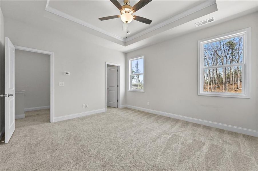 Spacious, unfurnished interior of a new home in , Sugar Hill (Image 38).