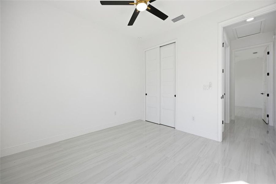 Spacious, unfurnished interior of a new home in , Ocala (Image 34).