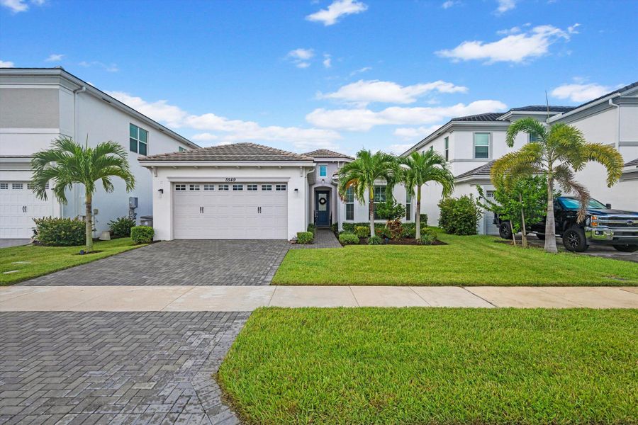 Image 93 of a home in .