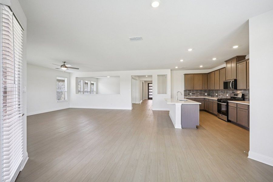 Furnished interior view inside a new home in The Preserve Estates, Justin (Image 8). Furnished interior view inside a new home in The Preserve Estates, Justin (Image 8).