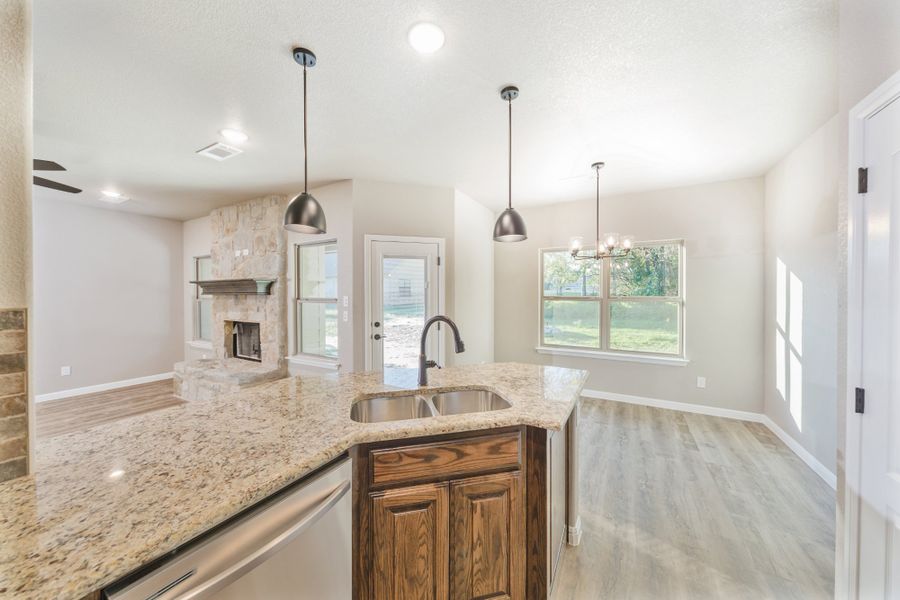 Representative furnished interior of a home built from the The Campbell by Doug Parr Custom Homes in Fair Oaks, Runaway Bay (Image 9). Representative furnished interior of a home built from the The Campbell by Doug Parr Custom Homes in Fair Oaks, Runaway Bay (Image 9).