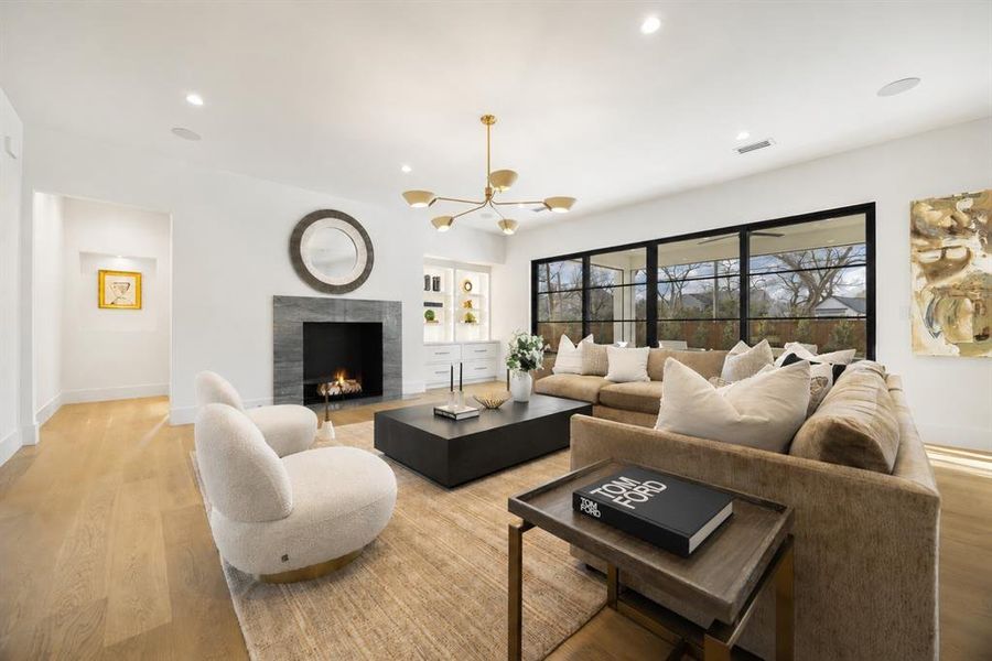 Furnished interior view inside a new home in , Dallas (Image 32).