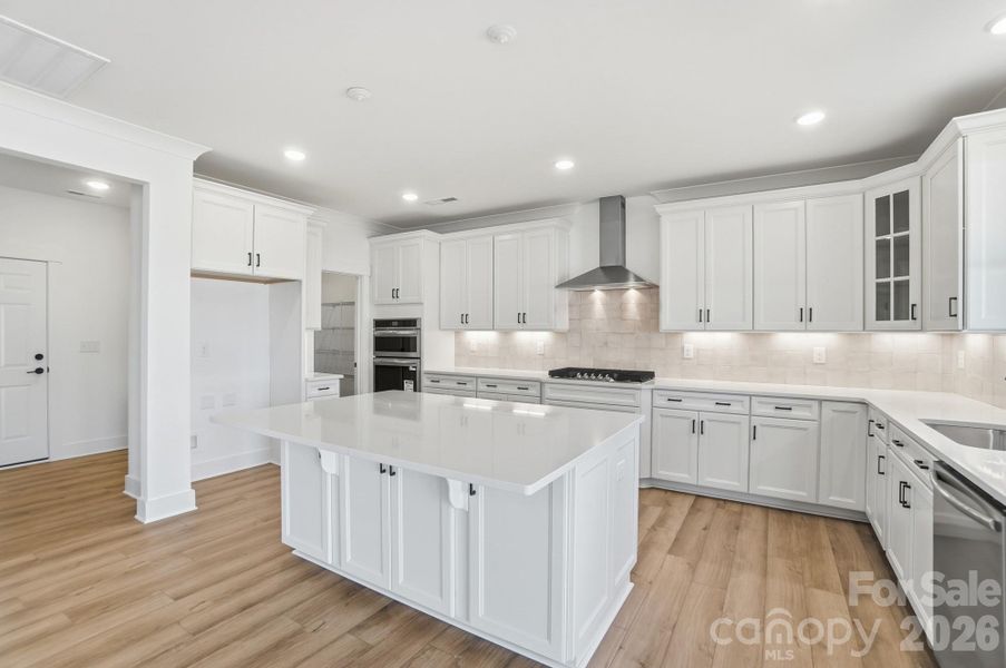 Furnished interior view inside a new home in Robinson Oaks, Gastonia (Image 13).