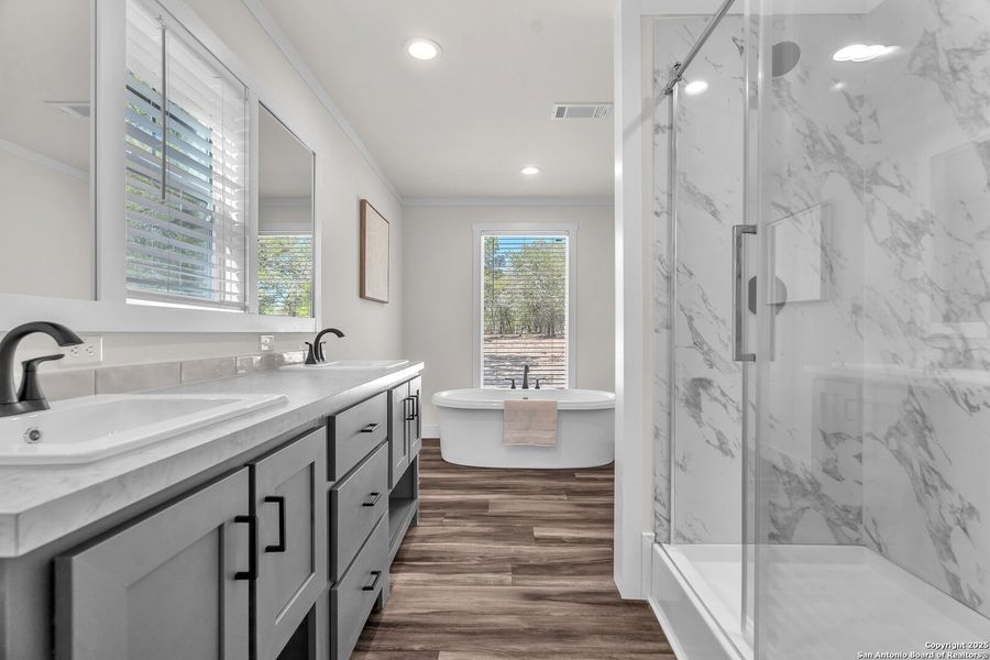 Furnished interior view inside a new home in , La Vernia (Image 7). Furnished interior view inside a new home in , La Vernia (Image 7).