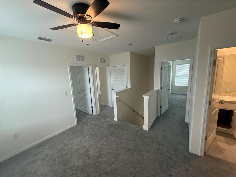 Spacious, unfurnished interior of a new home in Westgate at Avalon Park, Wesley Chapel (Image 13).