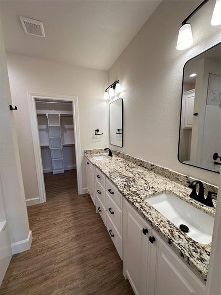 Furnished interior view inside a new home in , Abilene (Image 8).
