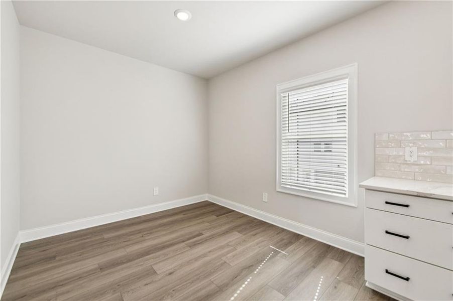 Spacious, unfurnished interior of a new home in , Lawrenceville (Image 44).