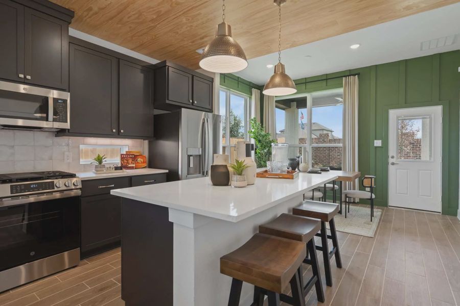 Representative furnished interior of a home built from the Durham by Chesmar Homes in Emory Glen, Katy (Image 6).