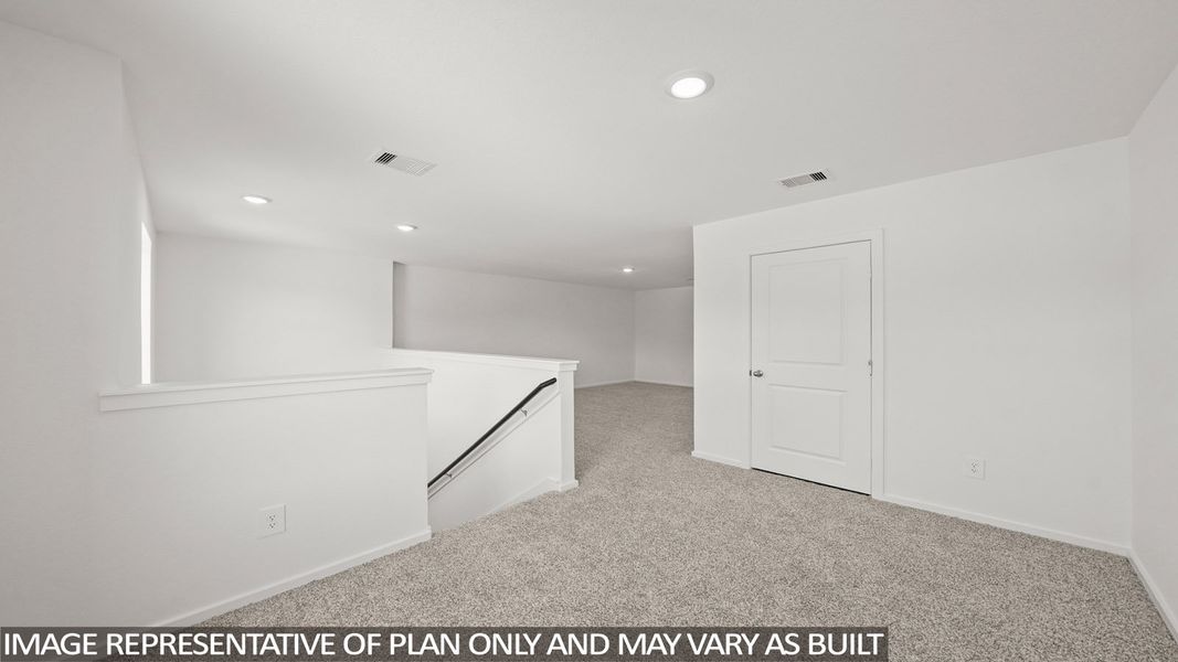 Representative unfurnished interior of a home built from the Callahan by D.R. Horton in Sunterra Lakes, Brookshire (Image 17).