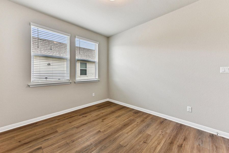 Nice bright light in this study