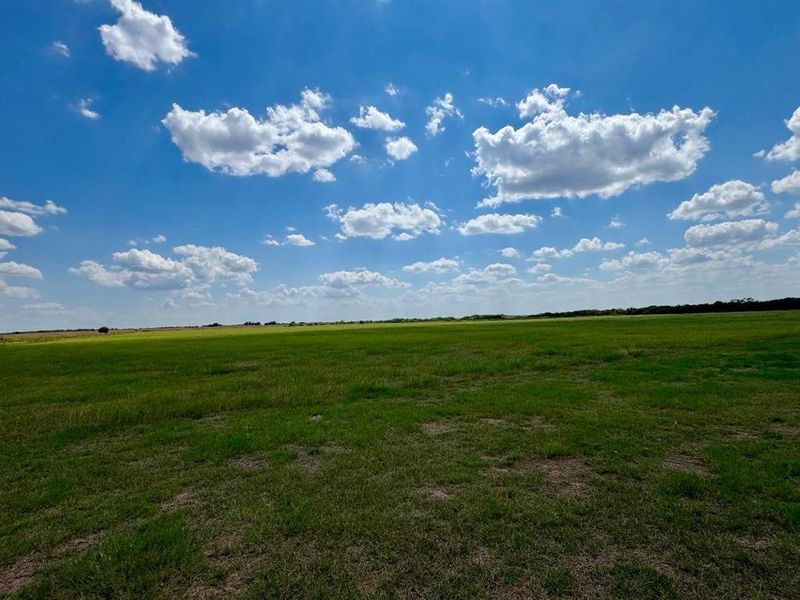 Image 14 of a home in . Image 14 of a home in .