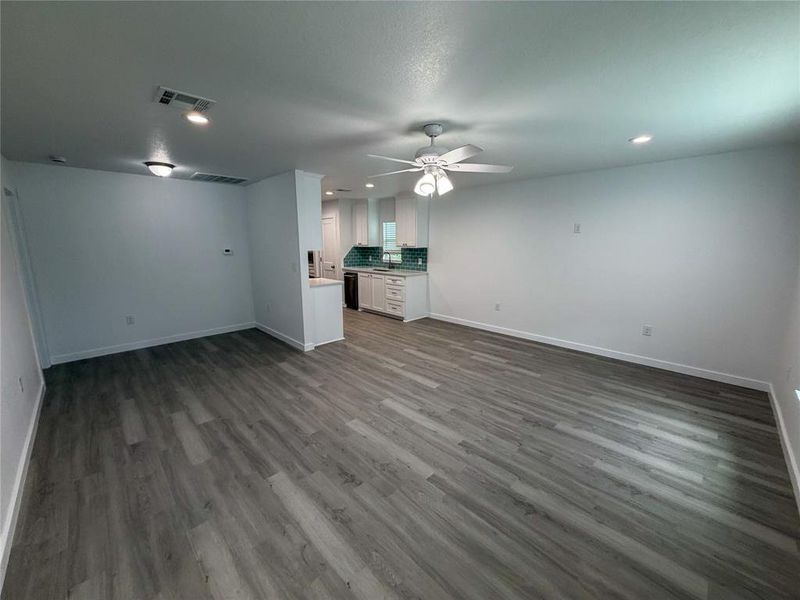 Spacious, unfurnished interior of a new home in , Waco (Image 16).