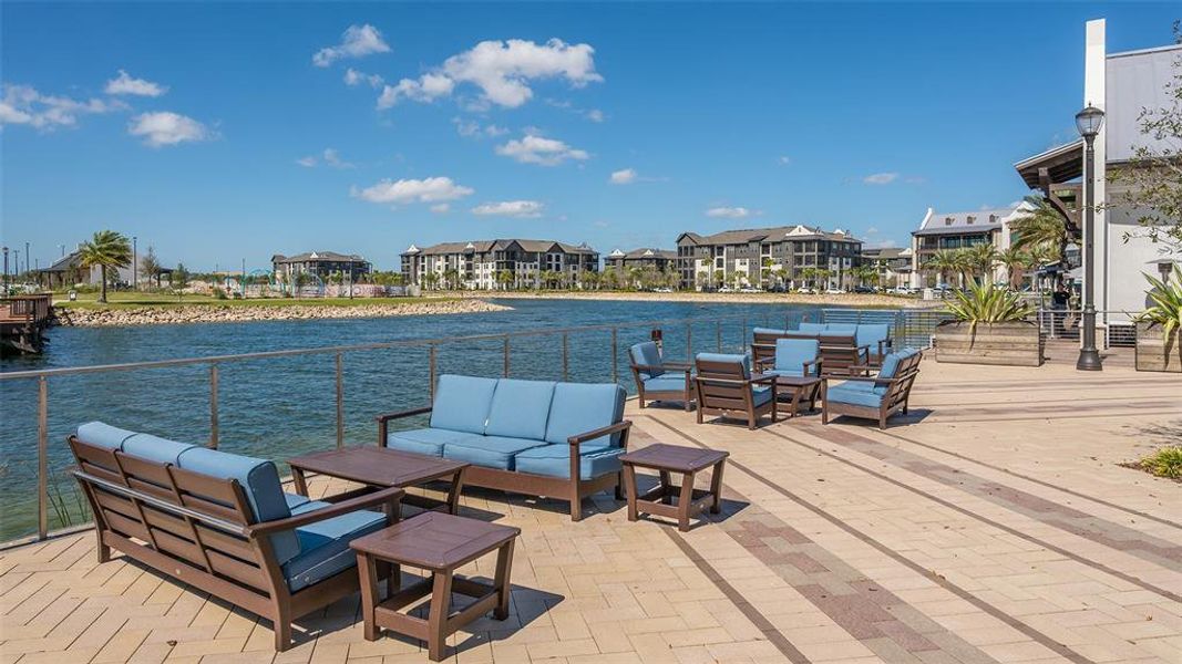 Community amenities in Emerald Landing at Waterside at Lakewood Ranch – Lake Series, Sarasota (Image 57).