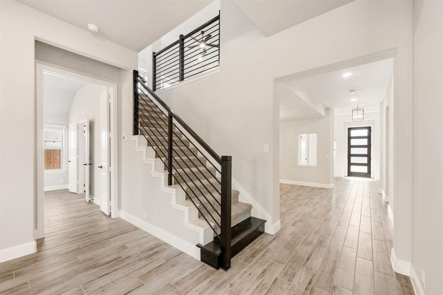 Spacious, unfurnished interior of a new home in Hayes Crossing, Midlothian (Image 33).