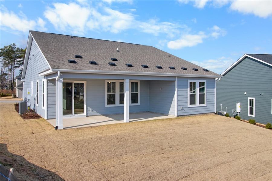 Exterior details and patio area of a home in Sinclair at Crawford Creek, Grovetown (Image 3).