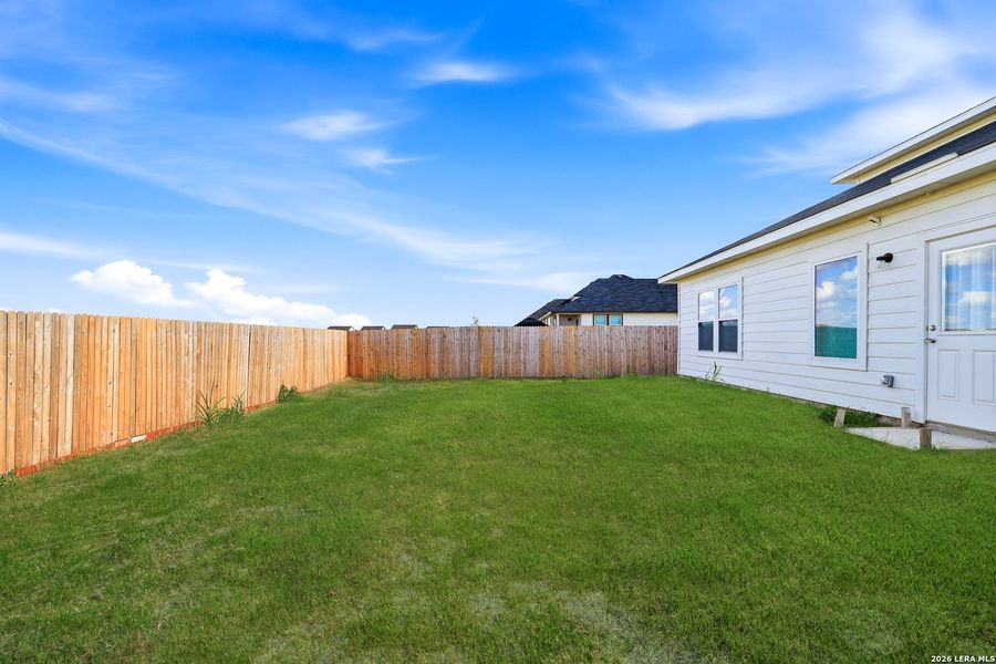 Exterior details and patio area of a home in , Seguin (Image 3).