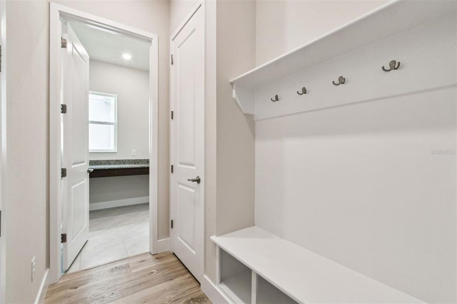 Spacious, unfurnished interior of a new home in Waterset Classic Series, Apollo Beach (Image 18).