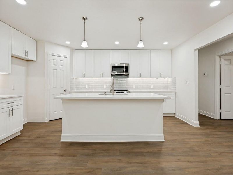 Furnished interior view inside a new home in , Dallas (Image 5).