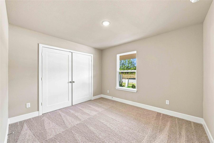 Spacious, unfurnished interior of a new home in Crockett Meadows, Conroe (Image 21).