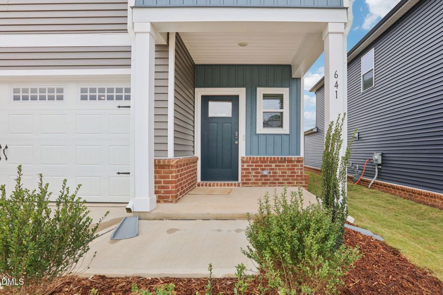 4-web-or-mls-Raleigh - Oak Manor - 641 R