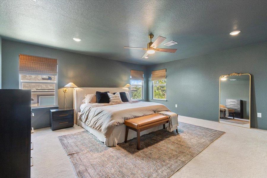 Furnished interior view inside a new home in , Austin (Image 22). Furnished interior view inside a new home in , Austin (Image 22).