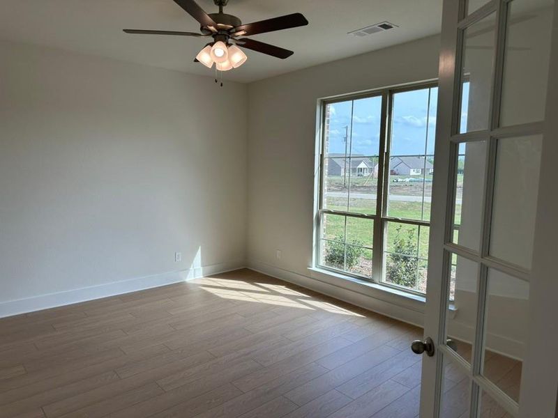 Spacious, unfurnished interior of a new home in Fannin Ranch, Leonard (Image 21).
