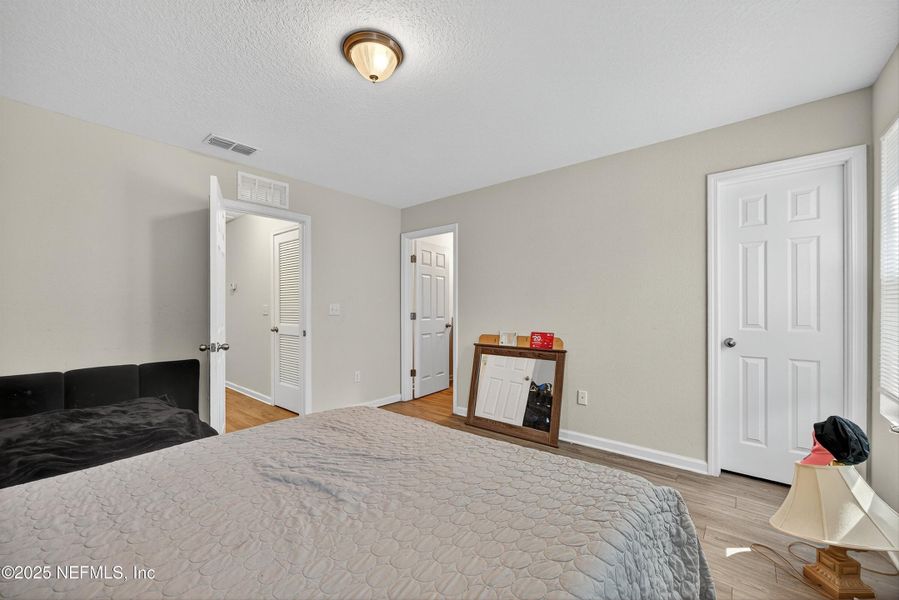 Furnished interior view inside a new home in , Jacksonville (Image 19).