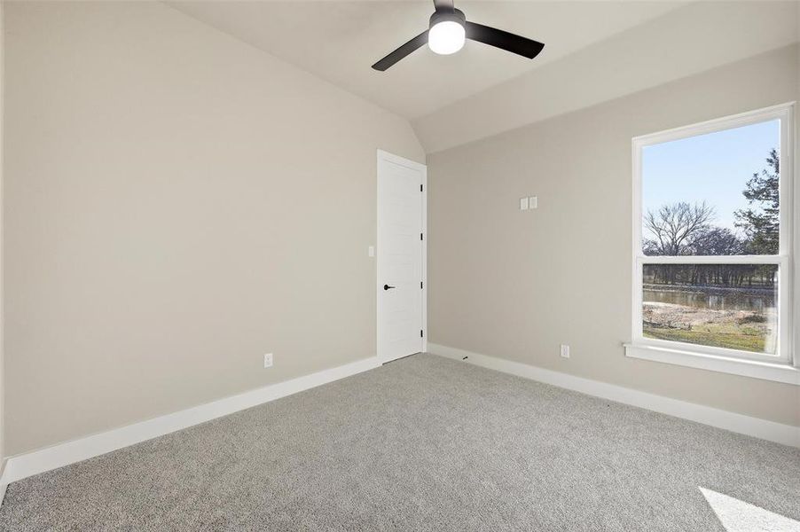 Spacious, unfurnished interior of a new home in Escondido Ranches, Poolville (Image 37).