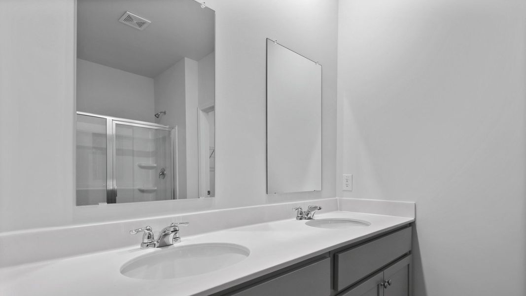 Representative furnished interior of a home built from the MANNING by D.R. Horton in Lakeview at Kitfield, Moncks Corner (Image 11). Representative furnished interior of a home built from the MANNING by D.R. Horton in Lakeview at Kitfield, Moncks Corner (Image 11).